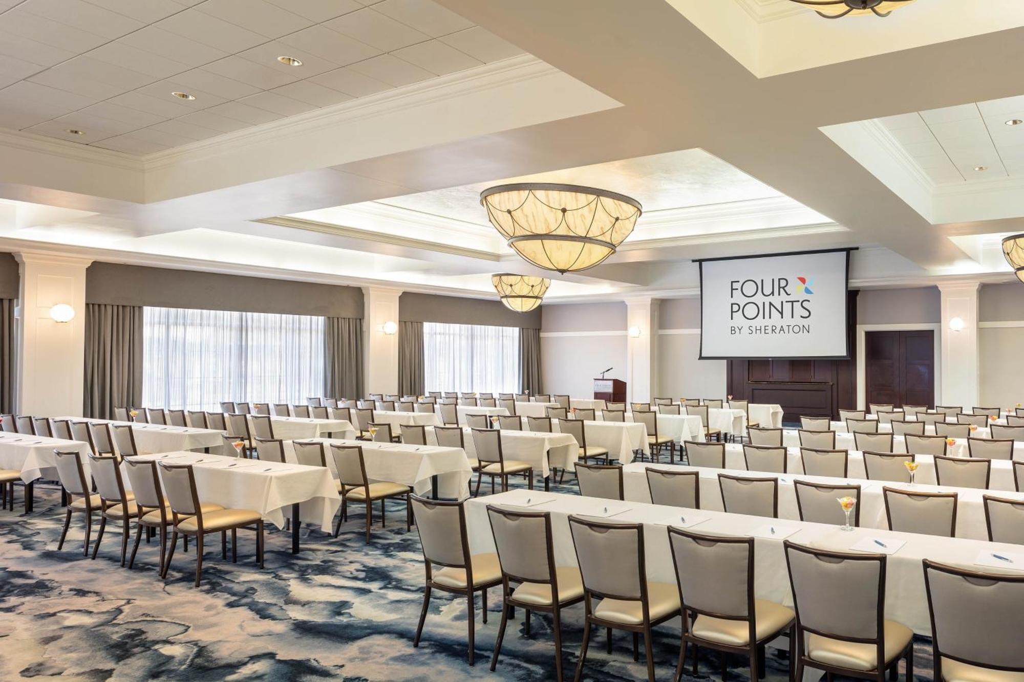 Four Points By Sheraton Norwood Conference Center Exterior foto