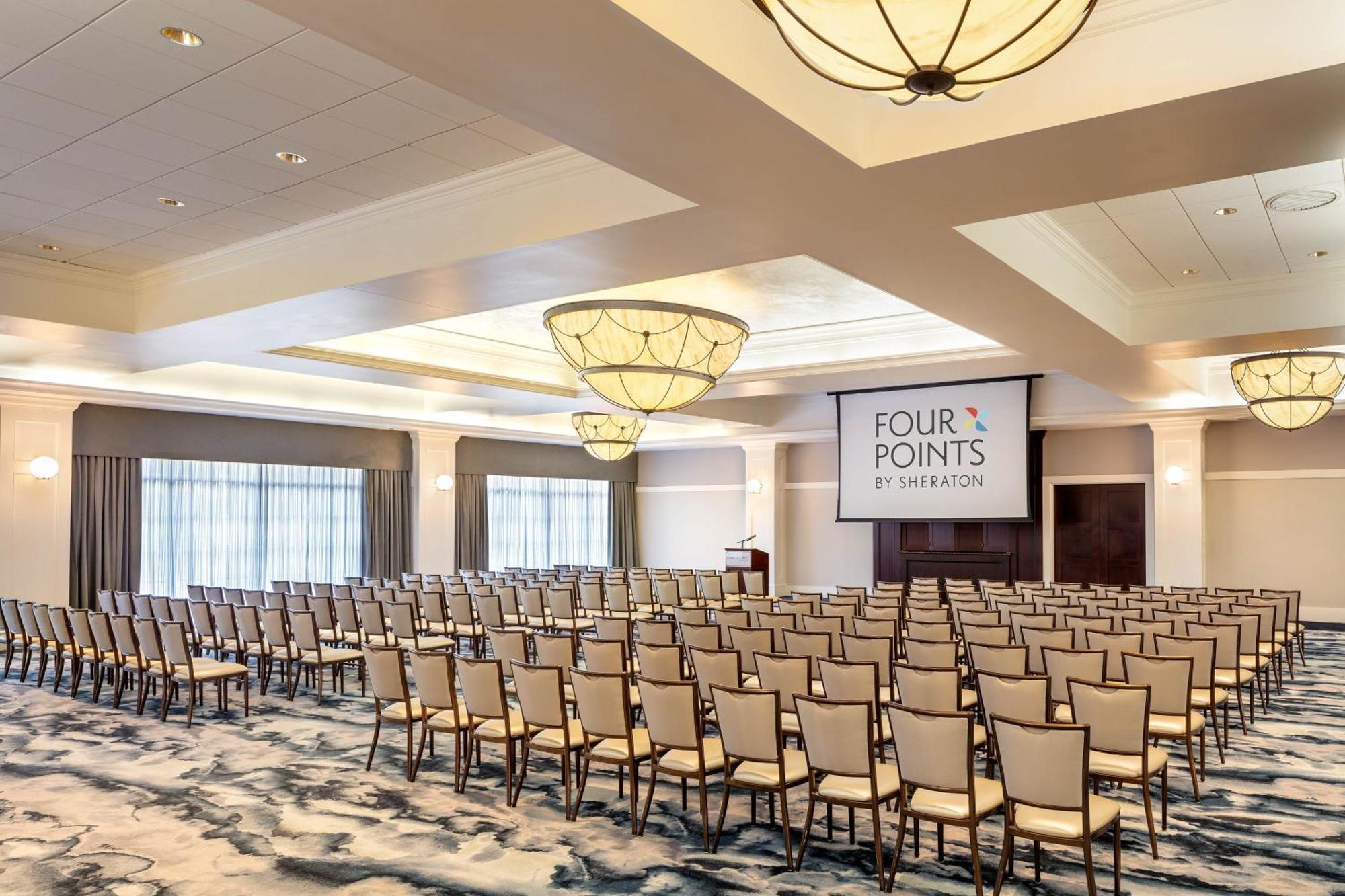 Four Points By Sheraton Norwood Conference Center Exterior foto
